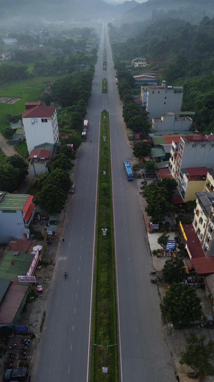 Viet Hung Hostel-Motorbikes-Bus Ticket Lang Lap Esterno foto